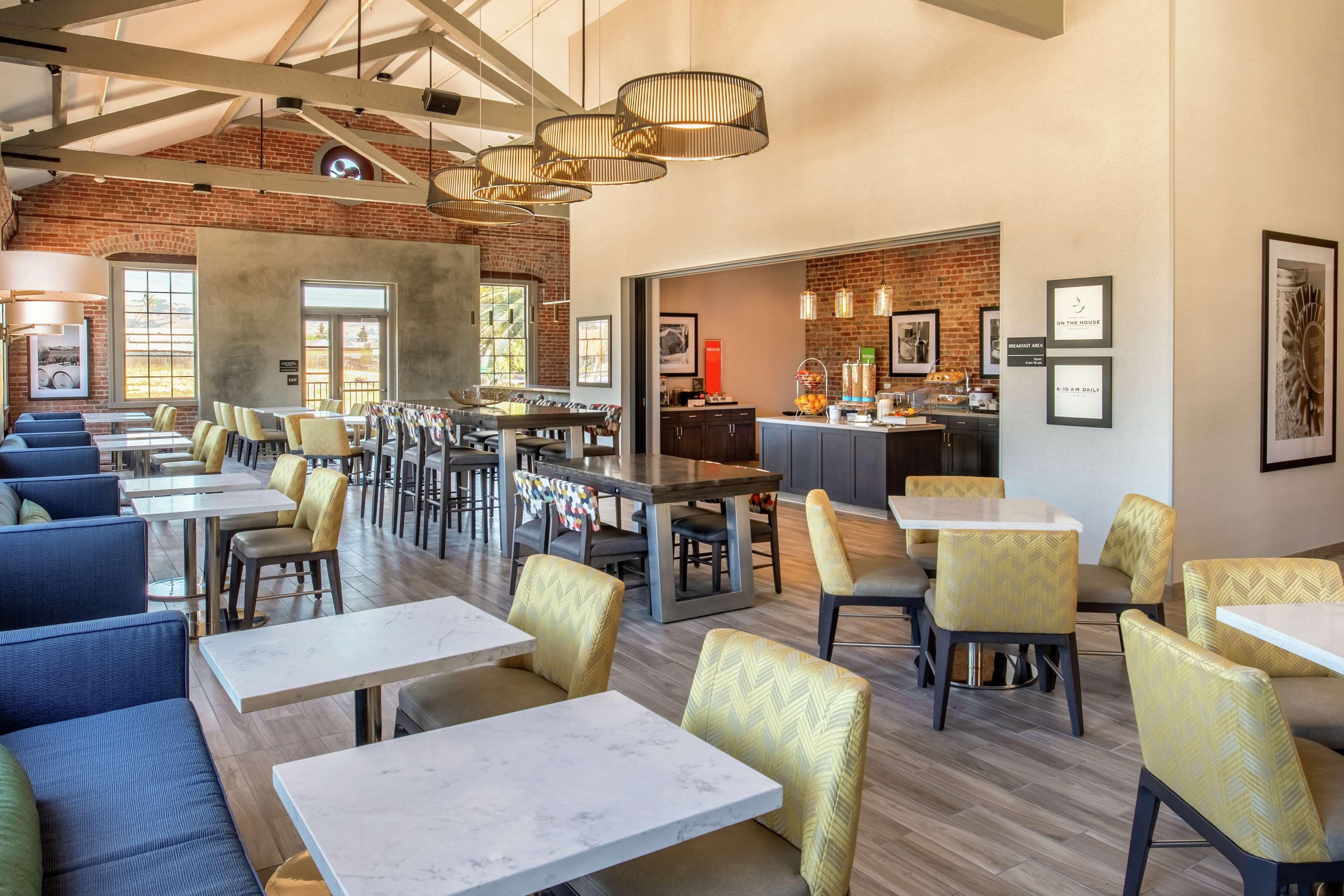 Hampton Inn Petaluma, Ca Экстерьер фото